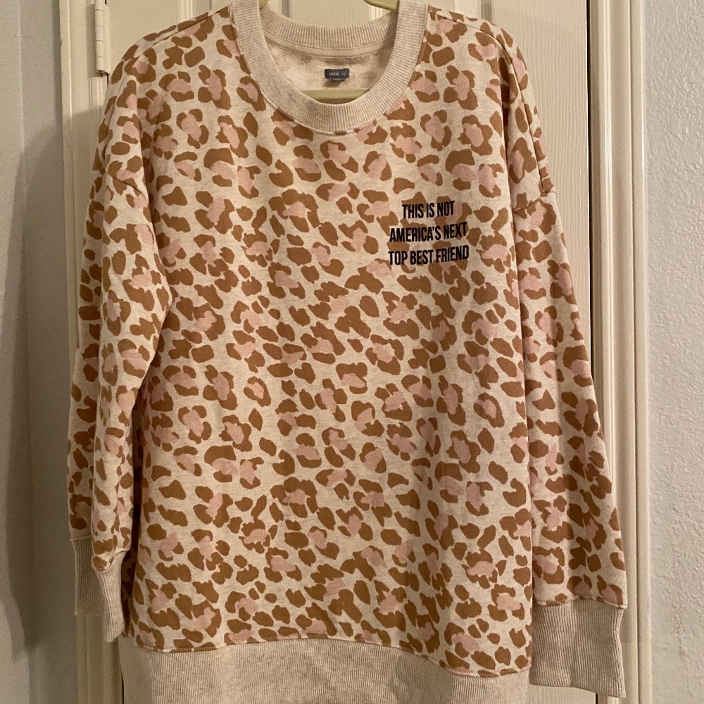 Custom aerie pullover.